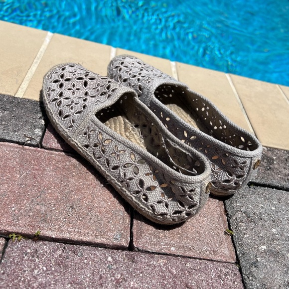 Michael Kors Darci Cutout Espadrilles Size 6 - Picture 2 of 4